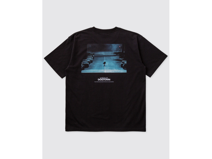 『ロード・オブ・ドッグタウン』限定TシャツTM & (C) 2025 Columbia Pictures Industries, Inc. All Rights Reserved.