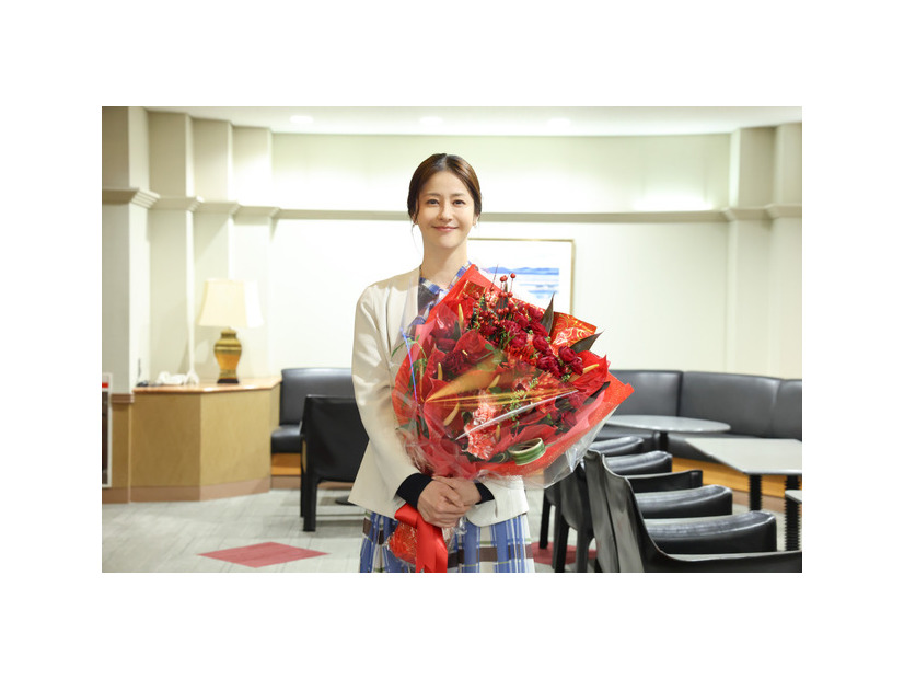 日曜劇場「ザ・ロイヤルファミリー」撮了©TBSスパークル／TBS