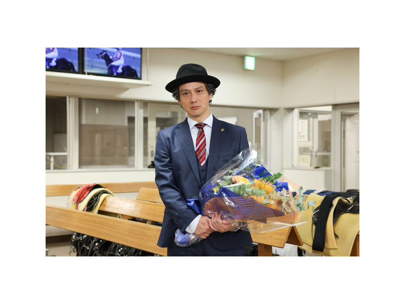 日曜劇場「ザ・ロイヤルファミリー」撮了©TBSスパークル／TBS