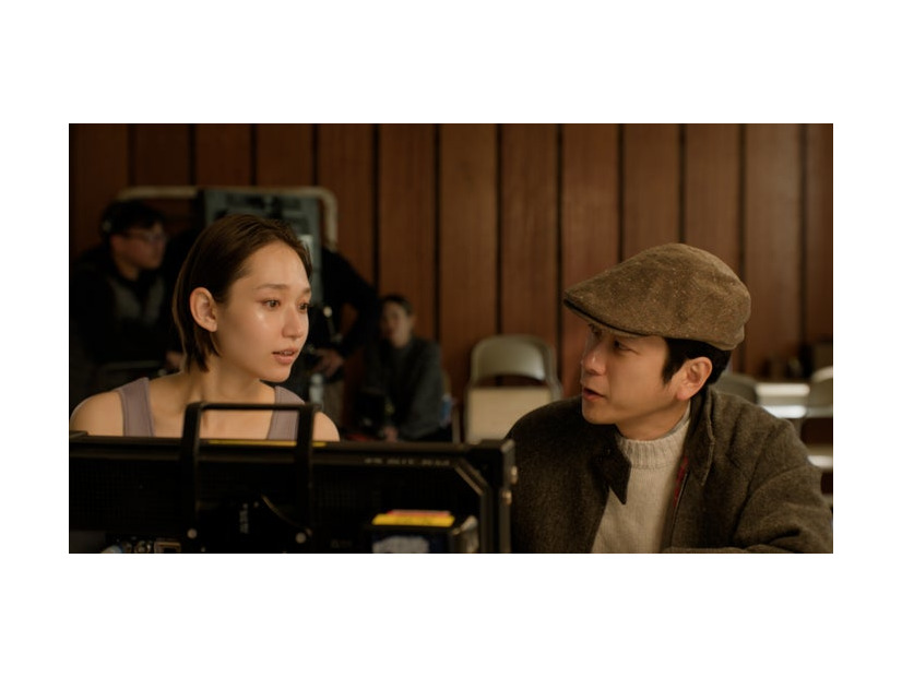 白本彩奈、二宮和也／DHC新CMシリーズ「カントクとワタシ」（提供写真）