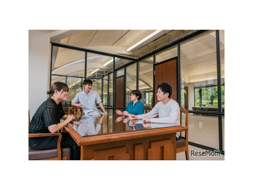 名古屋商科大学