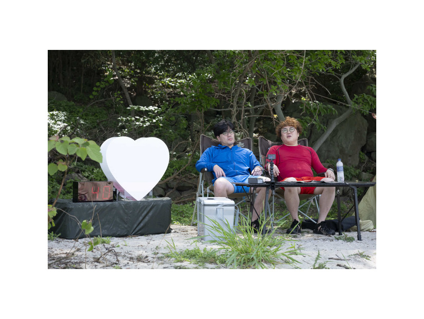 『マユリカの無人島友錠生活 ディレクターズ・カット版』©2026「マユリカの無人島友錠生活」製作委員会