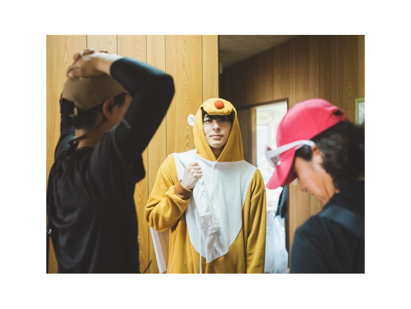 『架空の犬と嘘をつく猫』オフショット©2025 映画「架空の犬と嘘をつく猫」製作委員会