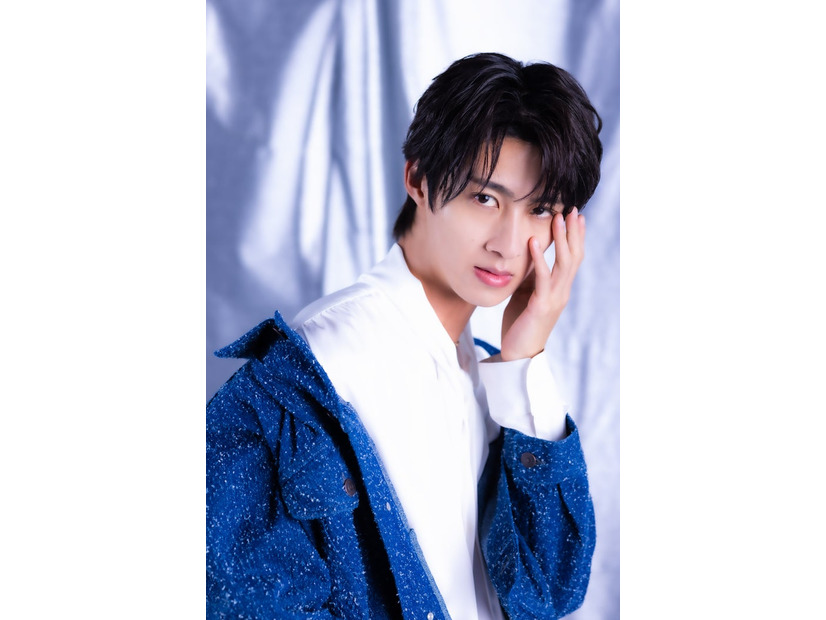 曽野舜太「モデルプレスカウントダウンマガジン vol.12」（東京ニュース通信社刊）写真：野間憲治