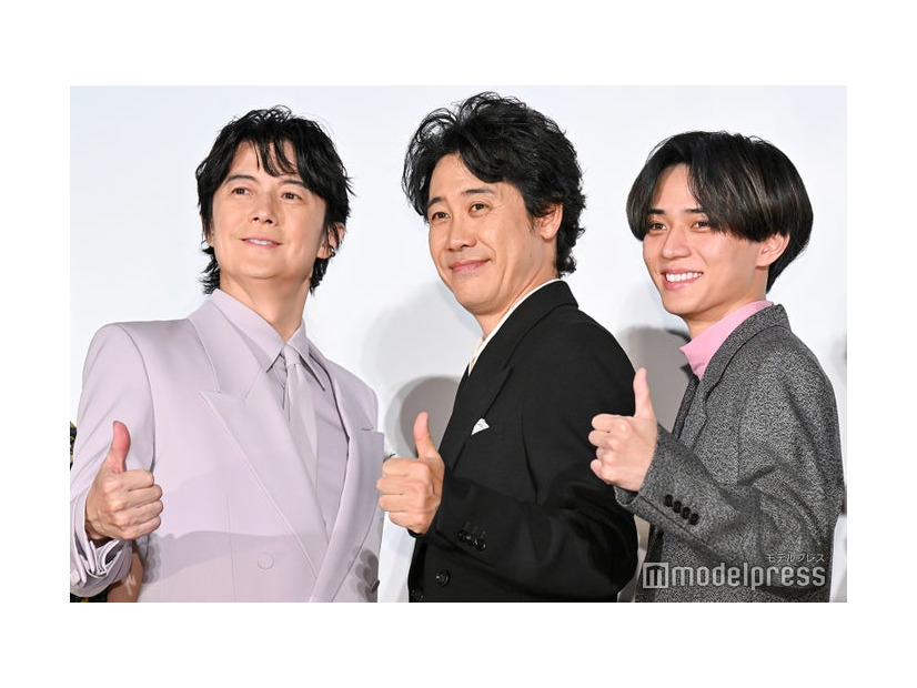 「映画ラストマン-FIRST LOVE-」舞台挨拶に登壇した福山雅治、大泉洋、永瀬廉（C）モデルプレス