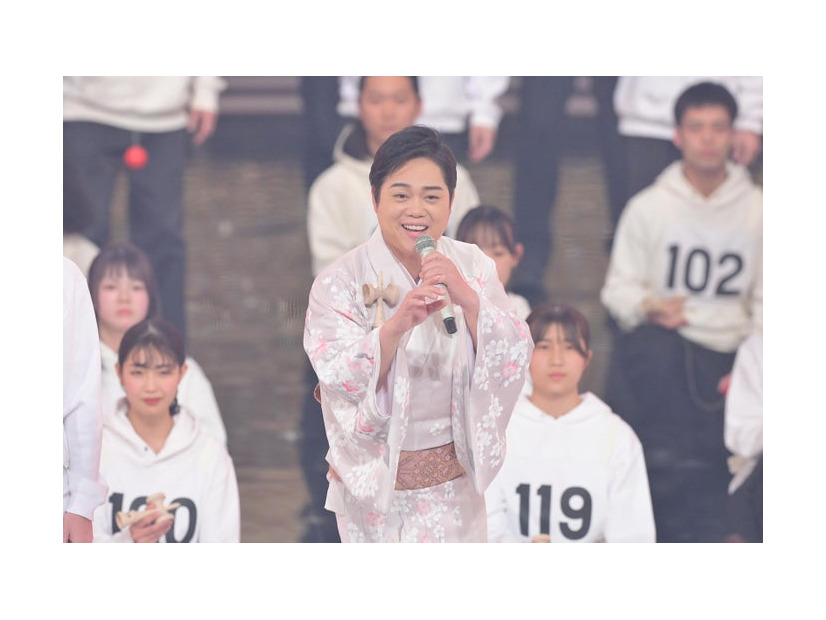 「第76回NHK紅白歌合戦」三山ひろし（C）NHK