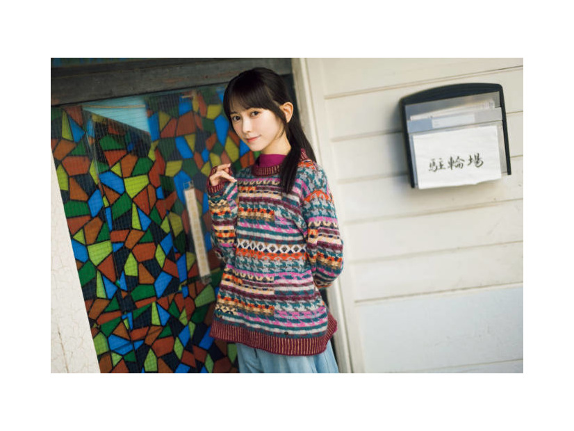 乃木坂46池田瑛紗、レトロな銭湯＆モダンな邸宅を舞台に唯一無二の多彩な表現力で魅せる