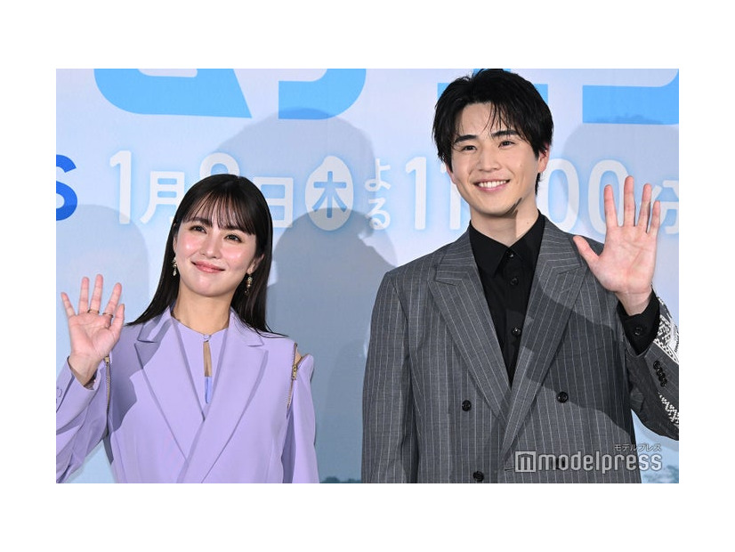 初対面は田んぼだった石川恋、中沢元紀（C）モデルプレス