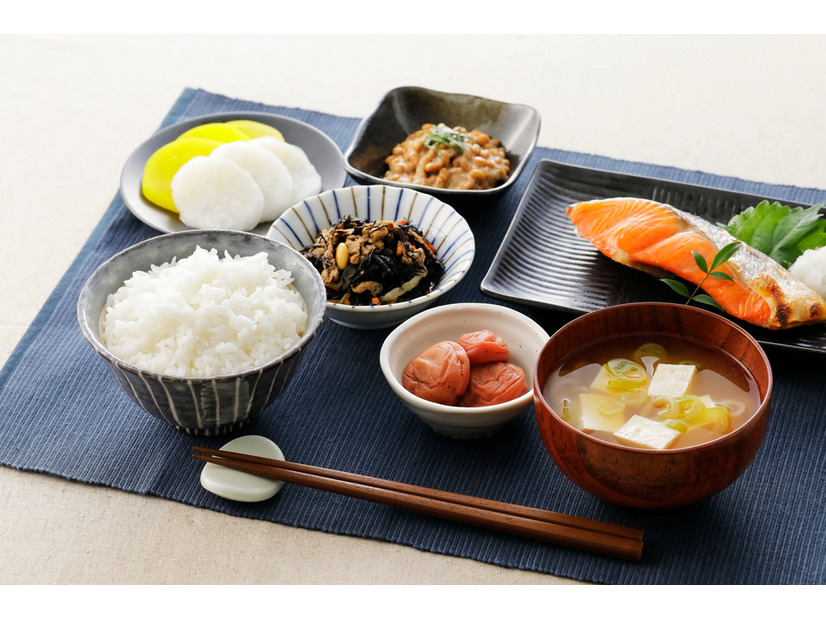 1年で4太った編集者が「腹筋なしでウエスト－12」できた理由は、「世の中で痩せると言われている」ことをやめたから。実はダイエットに逆効果だったこととは？