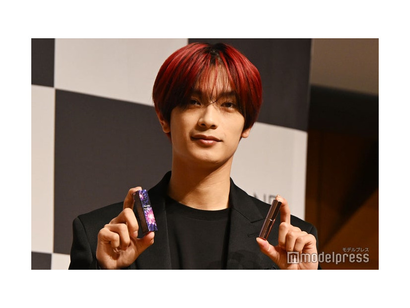 唇の綺麗さにはピンと来ていないが顔の強さには自信がある高橋恭平（C）モデルプレス