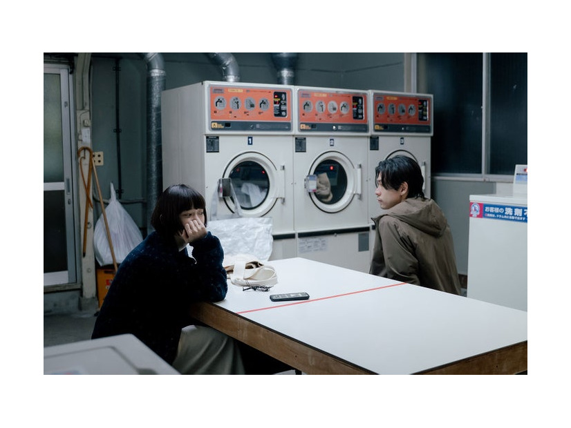 杉咲花、成田凌「冬のなんかさ、春のなんかね」第1話（C）日本テレビ