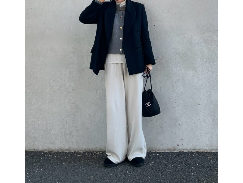 【上下ユニクロ】＋ワンアイテムでつくる洗練スポーティスタイル【40代の毎日コーデ】