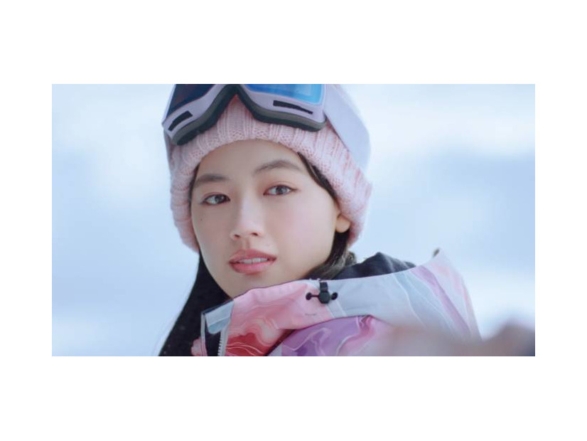上坂樹里「JR SKISKI」新CMでスキーに挑戦！学生たちのキラキラな“青い冬”を描く
