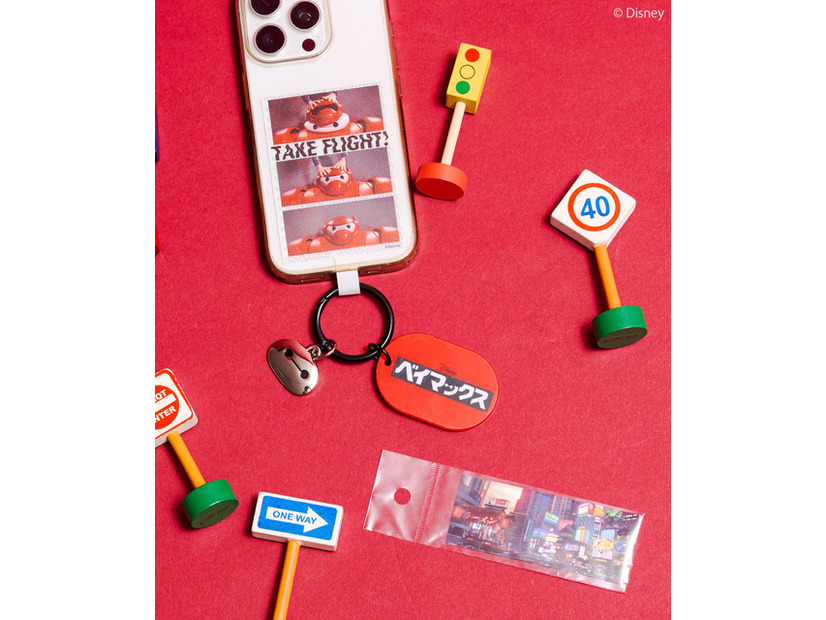 【BAYMAX】スマホタブチャーム＋シールSET　価格：2,490円
