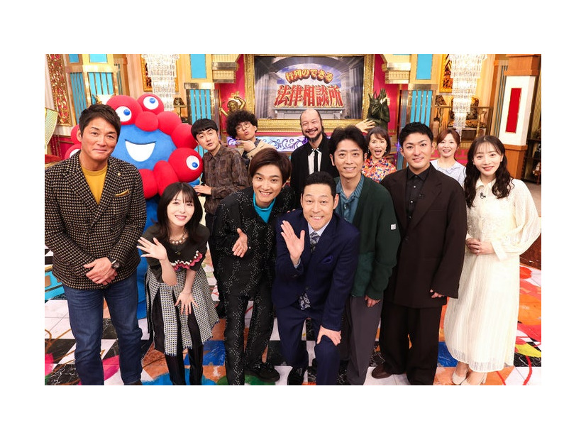 赤木裕、きむらバンド、河内大和、磯野貴理、市來玲奈（下段左より）長嶋一茂、浜辺美波、井上芳雄、東野幸治、後藤輝基、中村橋之助、能條愛未　（C）日本テレビ