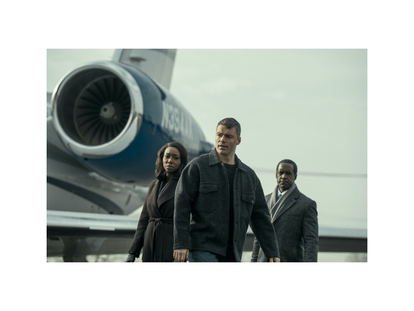 Netflixシリーズ「ナイト・エージェント: シーズン3」2月19日独占配信