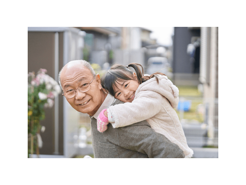 アニメが大好きな5歳孫　80代祖父「おじいちゃんの魔法だぞ」⇒まさかの行動に「かっこいい！」