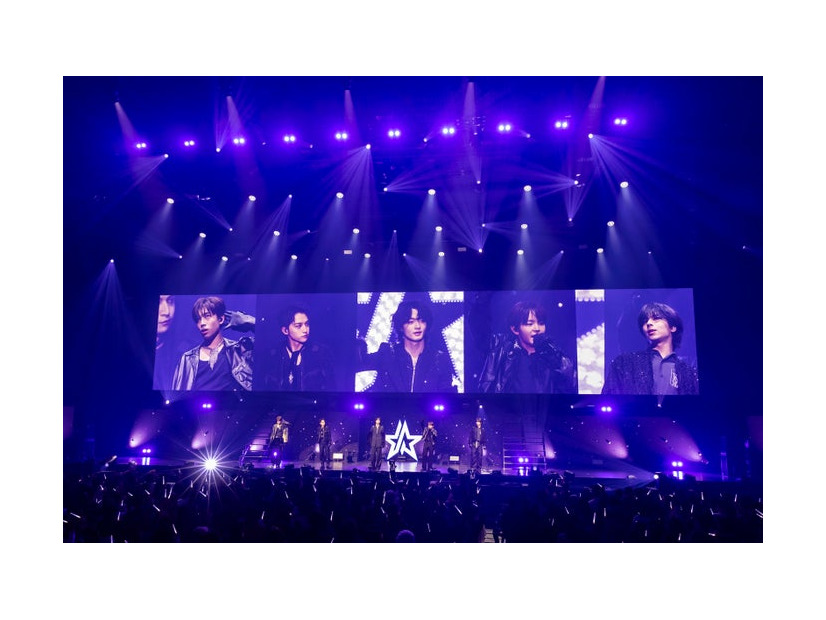 STARGLOW DEBUT SHOWCASE「Wish upon a star」写真＝川島伸一／幸田昌之