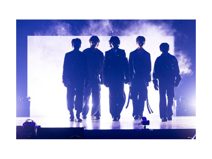 STARGLOW DEBUT SHOWCASE「Wish upon a star」写真＝川島伸一／幸田昌之