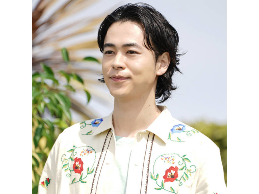 成田凌「14時間半ぐらい探して」海外ロケ前に“危機一髪”体験「本当にびっくりしました！」