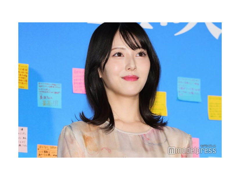 「ほどなく、お別れです」初日舞台挨拶に出席した浜辺美波（C）モデルプレス