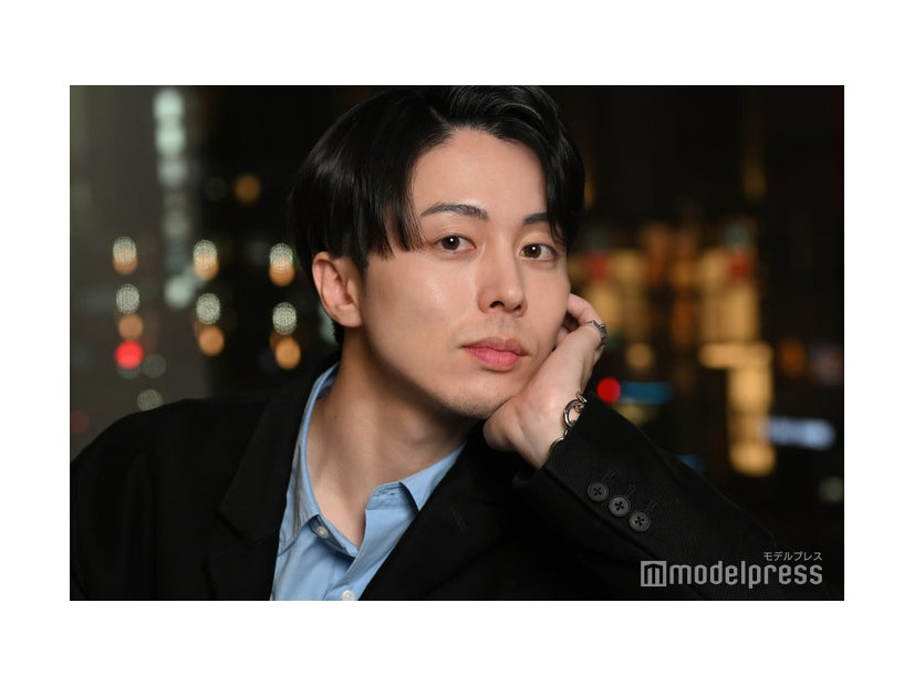 モデルプレスのインタビューに応じたヒロヤ（C）モデルプレス