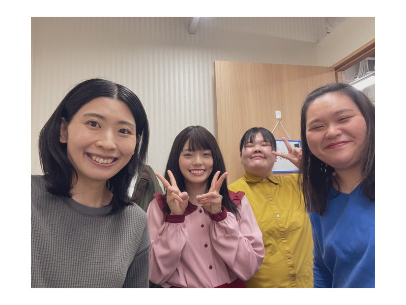 酒寄希望Xより（酒寄は左）