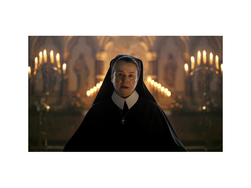 『決断するとき』© 2024 ARTISTS EQUITY.  ALL RIGHTS RESERVED.