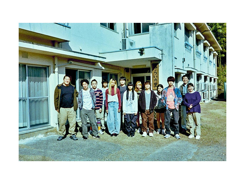 「四月の余白」場面写真（C）2025 N.R.E