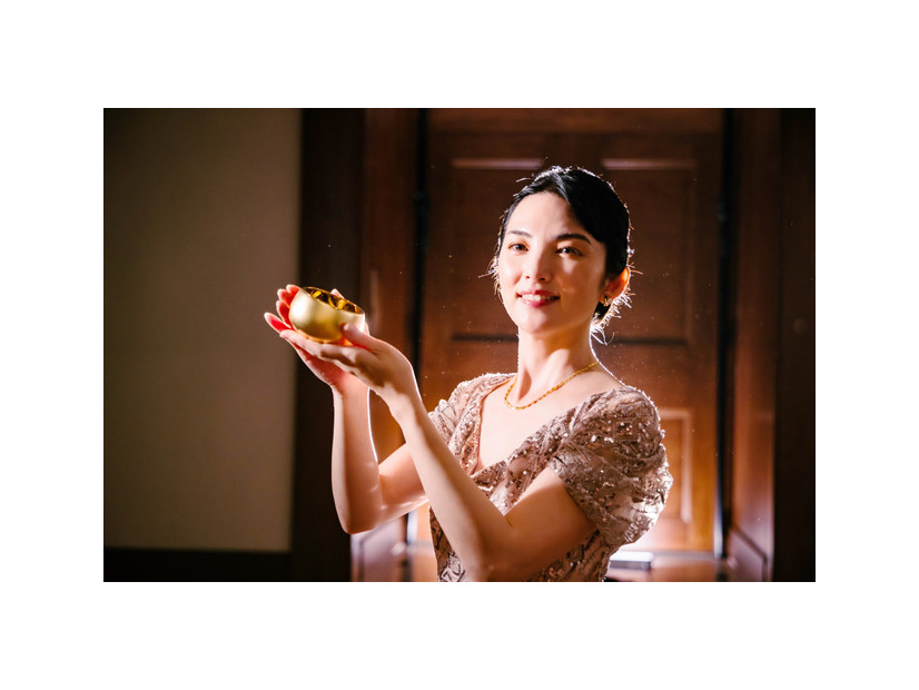 田中麗奈“平凡な主婦”が“金のおりん”を鳴らして…？ 痛快クライム・コメディ『黄金泥棒』本編映像解禁