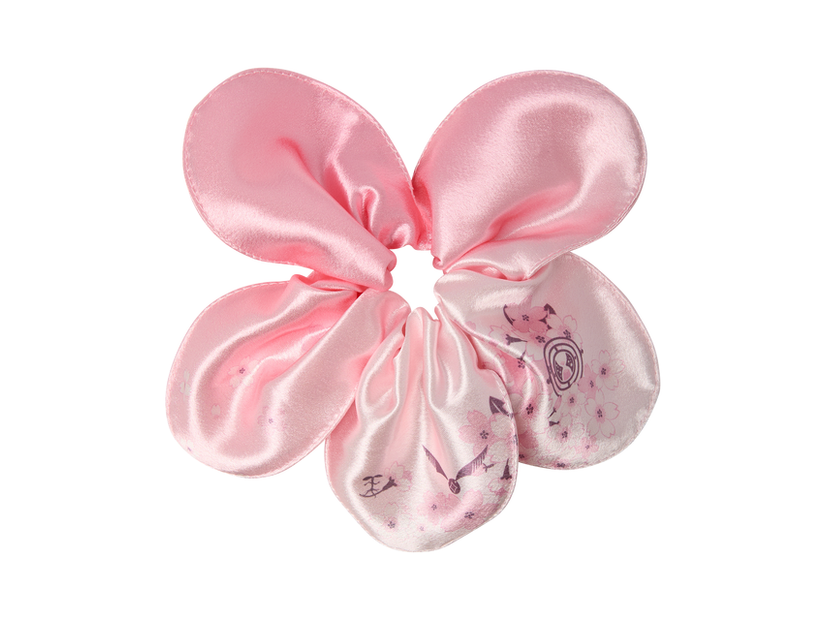 サクラ フラワーシュシュ　1,200円（税込）