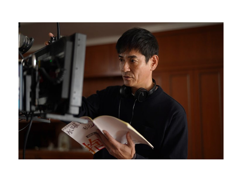 沢村一樹（C）「⽔曜⽇、私の夫に抱かれてください」製作委員会