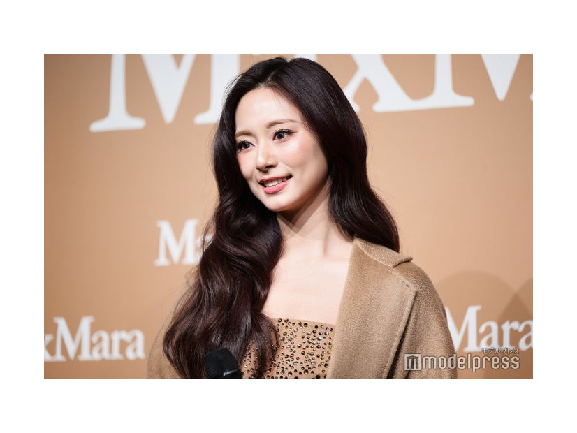 ツウィ（C）モデルプレス