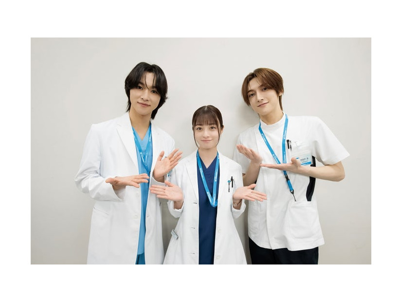 本多大夢、橋本環奈、浜川路己（C）フジテレビ