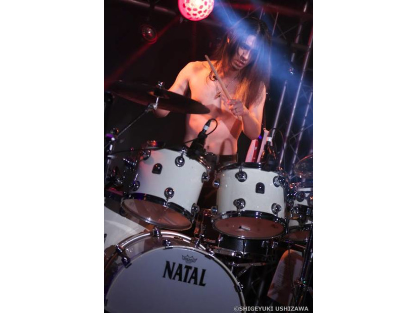 【独占コメント到着】局所性ジストニアと闘うドラマー・石川達也、初オリジナルアルバム『Unwritten Tomorrows…』配信リリース