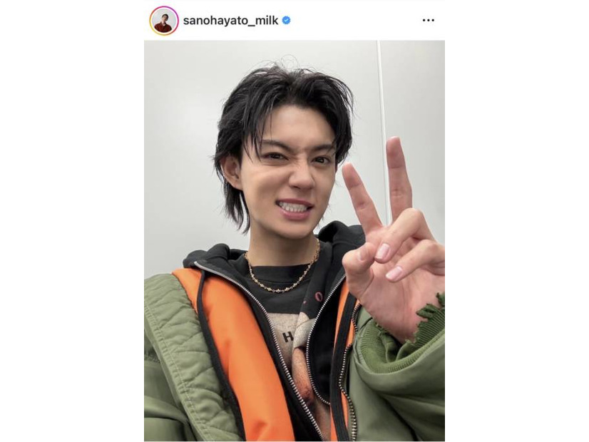 佐野勇斗、インスタフォロワー200万人突破！笑顔のピースSHOTに反響「すごすぎっ」「かっこいー！」