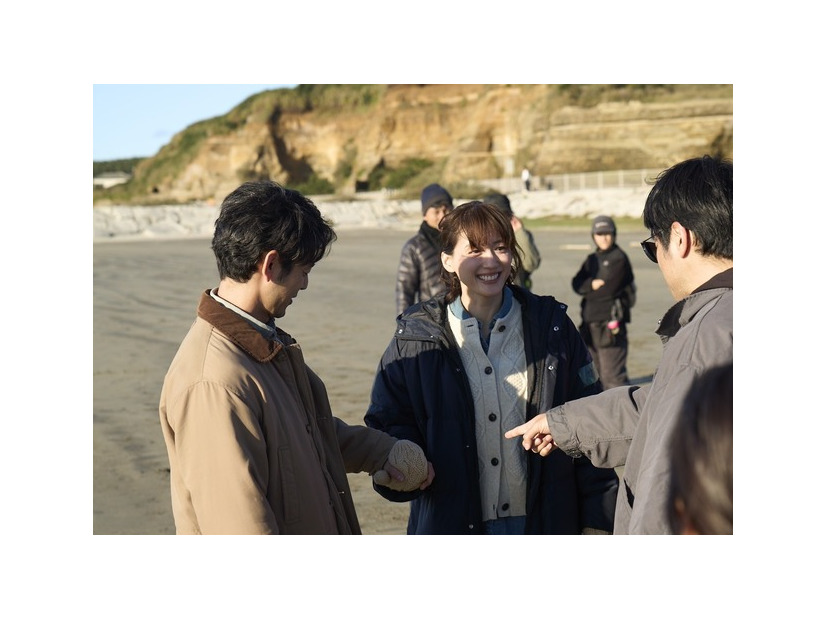 『人はなぜラブレターを書くのか』©2026 映画「人はなぜラブレターを書くのか」製作委員会