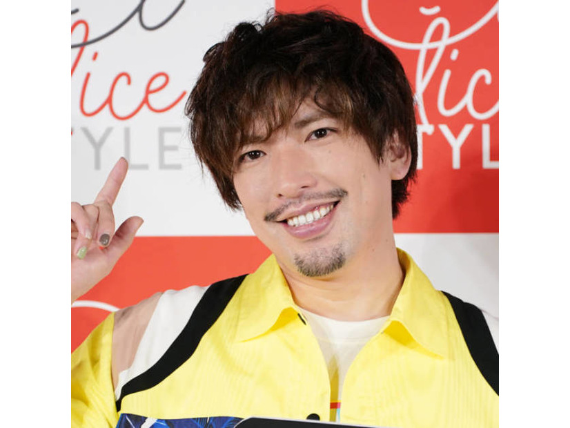 EXITりんたろー。“大ファン”DOMOTOからの誕生日祝いに興奮「ラヴィットすごい！」