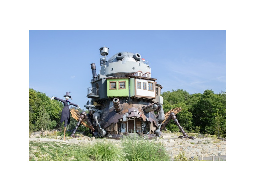 ジブリパーク／魔女の谷「ハウルの城」© Studio Ghibli