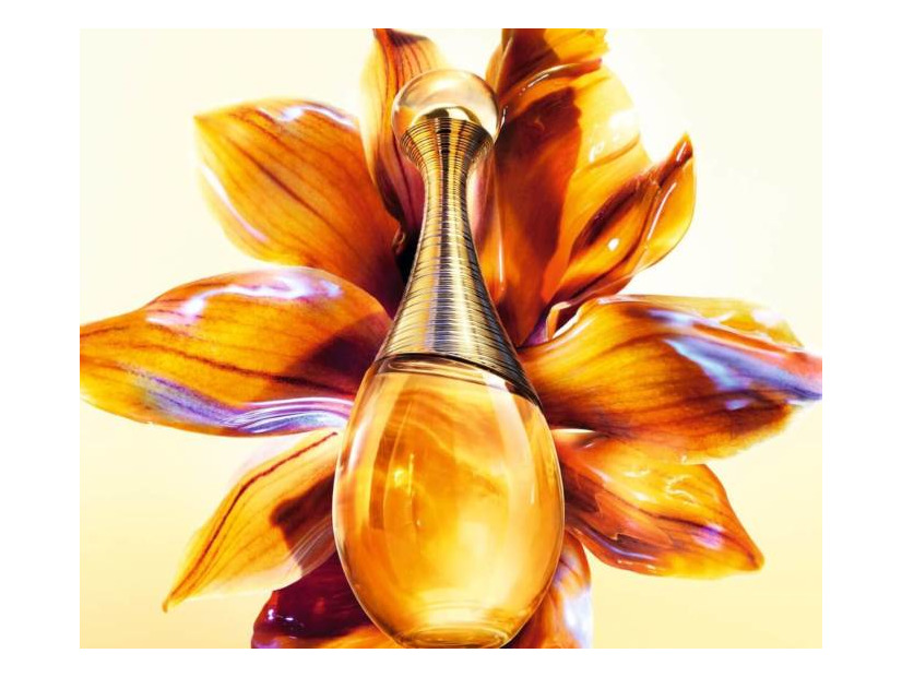 ディオール、リアーナがミューズの香水「ジャドール インテンス」3月17日先行発売