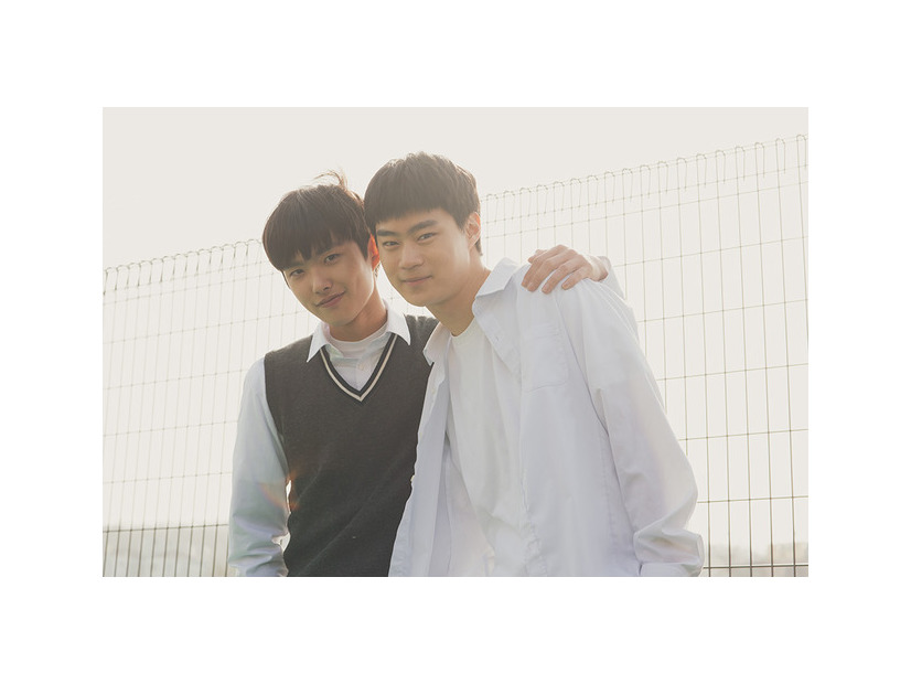 （左から）シム・ヒョンソ、ヒョン・ウソク