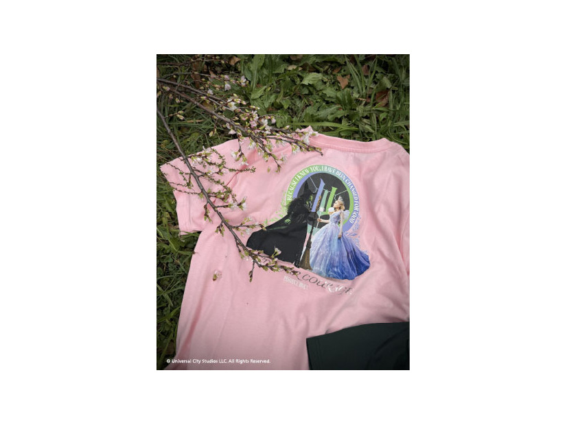 アクリルキーホルダー付 WICKEDコラボTシャツ (Q11125)