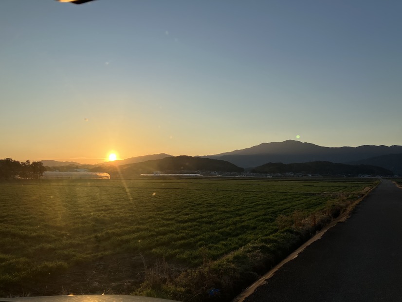 故郷の危機に立ち上がった46歳女性。子どもたちの笑顔を取り戻すためにやったこと