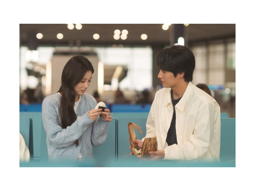 カン・ヘウォン、赤楚衛二／第10話より（C）「キンパとおにぎり」製作員会