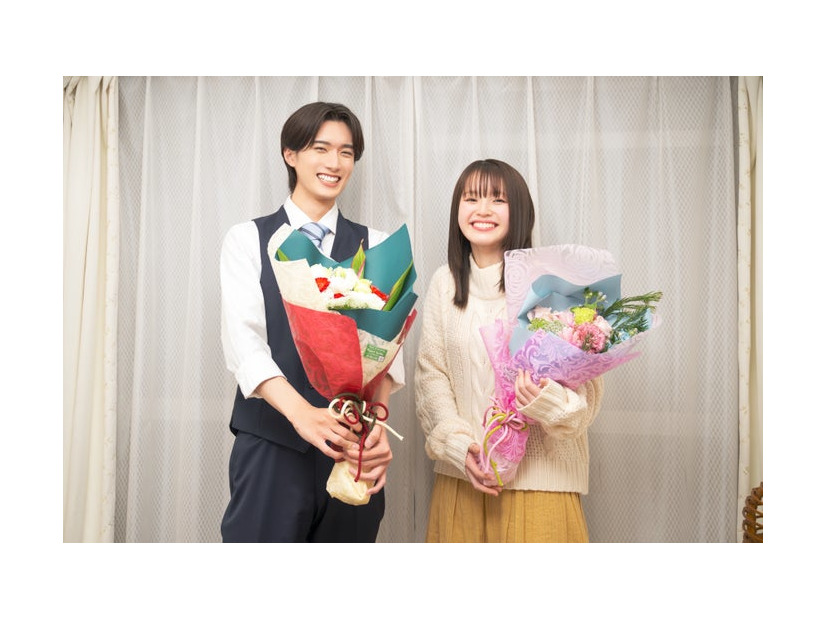 山中柔太朗、豊嶋花（C）岡田ピコ／COMICポラリス（C）NTV