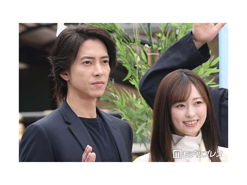 映画「正直不動産」キックオフ地鎮祭＆完成報告【正直】会見に出席した山下智久、福原遥（C）モデルプレス