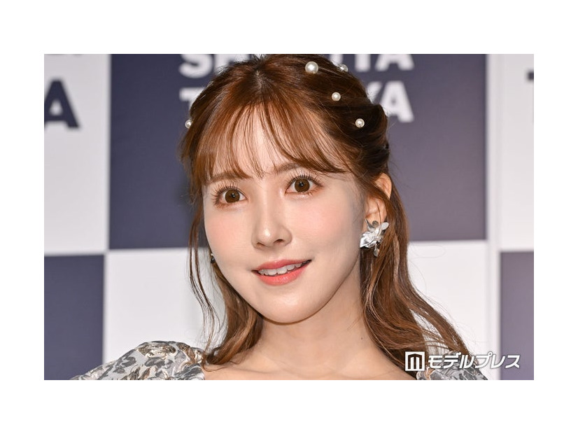 三上悠亜（C）モデルプレス