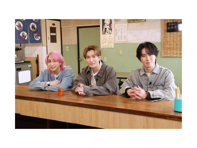 佐久間大介、渡辺翔太、宮舘涼太（C）TBS