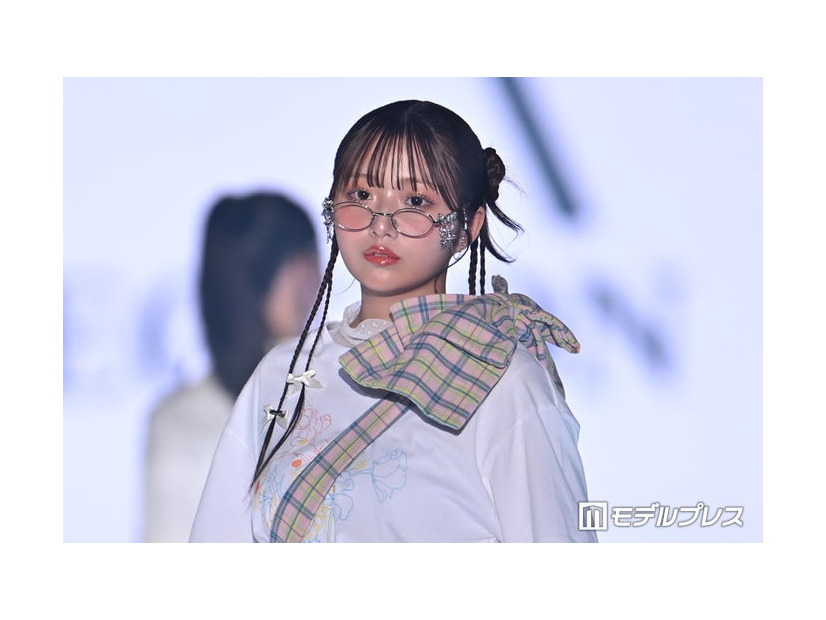 希空（C）モデルプレス