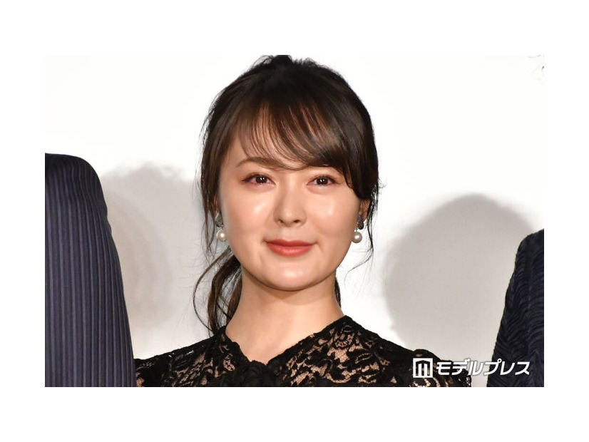 貫地谷しほり（C）モデルプレス